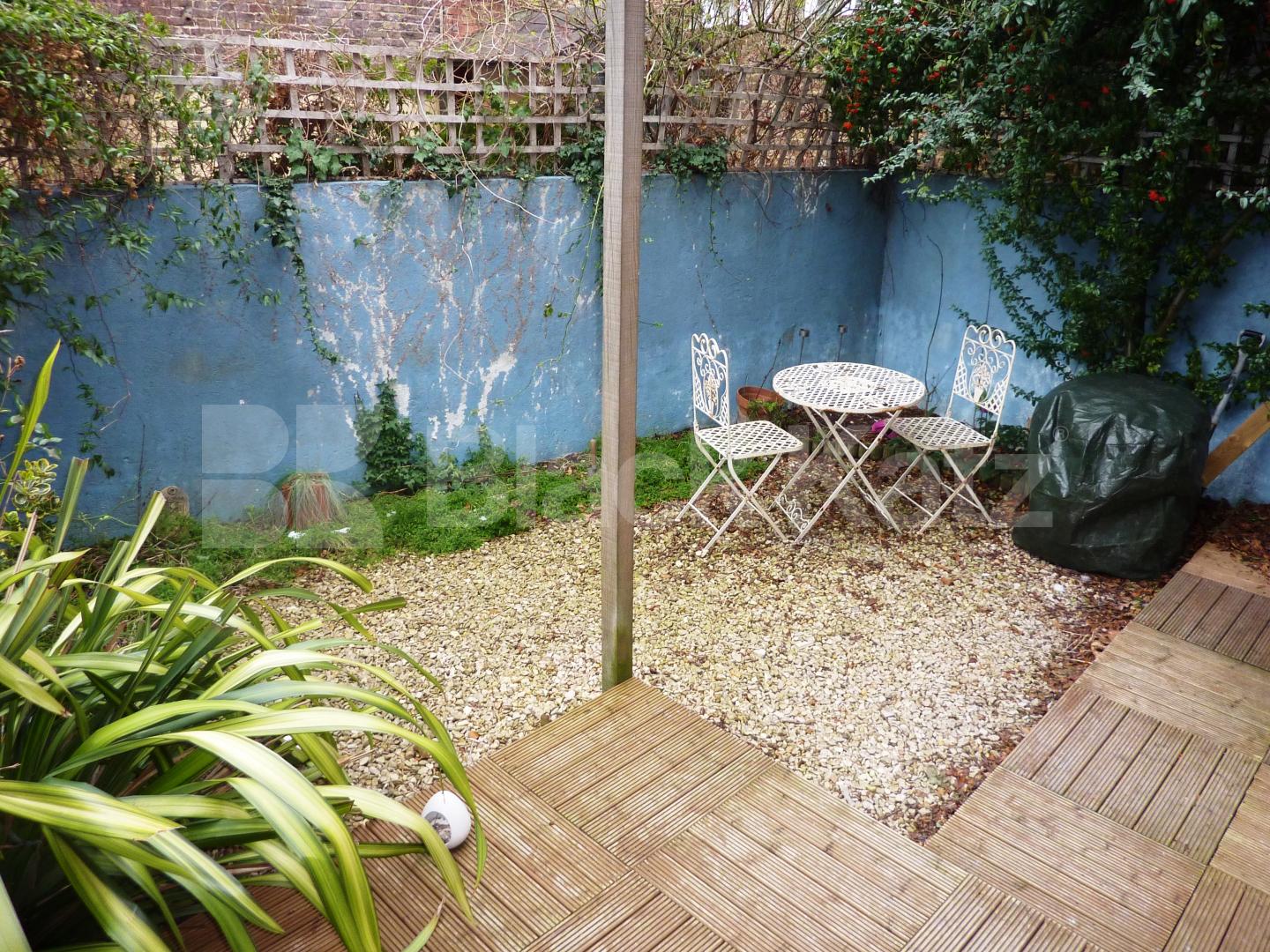 			GARDEN FLAT!, 1 Bedroom, 1 bath, 1 reception Flat			 Kingsdown Road, ARCHWAY